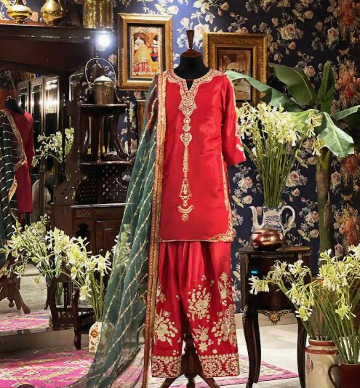 Ali Xeshan | Women Branded Formals | Medium | New