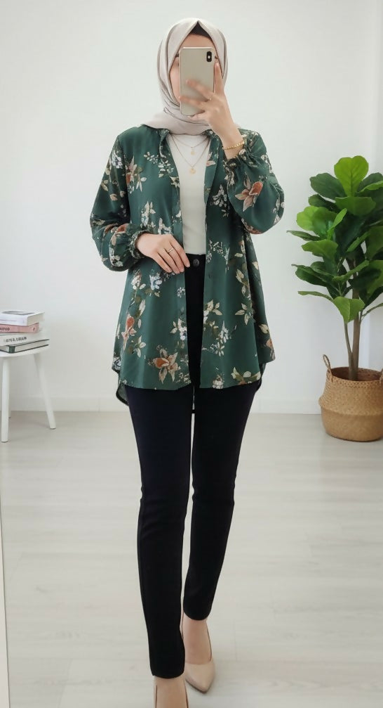Green Floral Print Stylish Western Top | Women Tops & Shirts | Medium | Preloved
