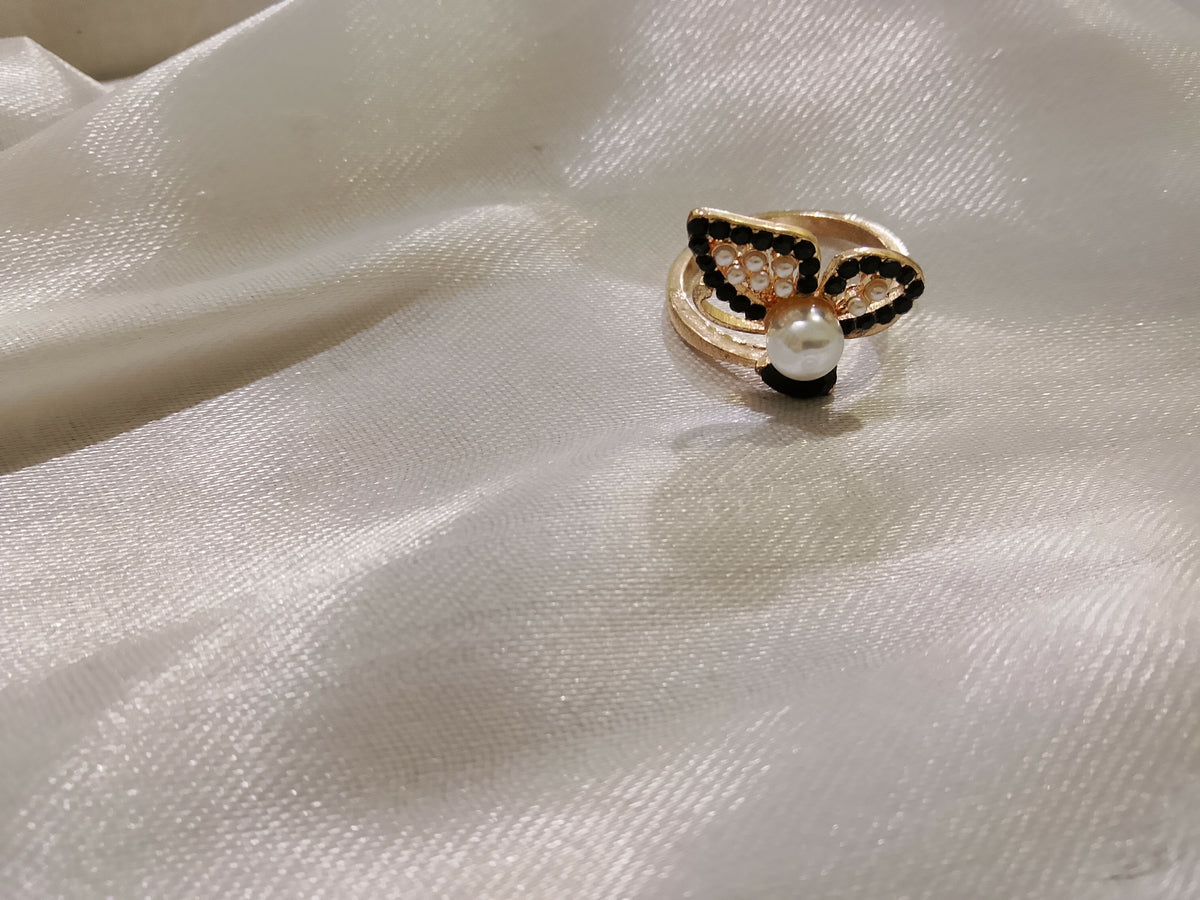 Exquisite Butterfly Ring | Women Jewelry | Rings | Worn Once