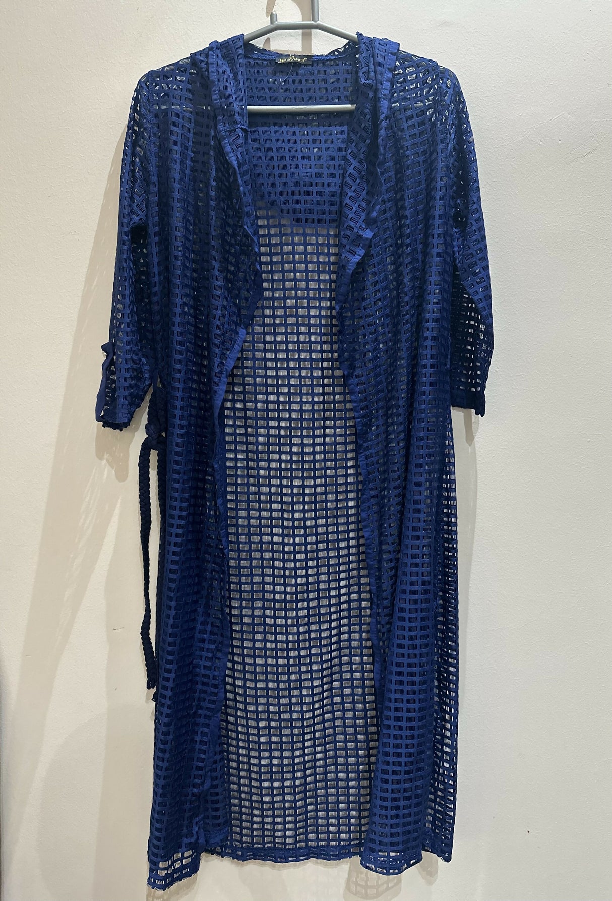 Woman Shrug | Women Western | Small | New