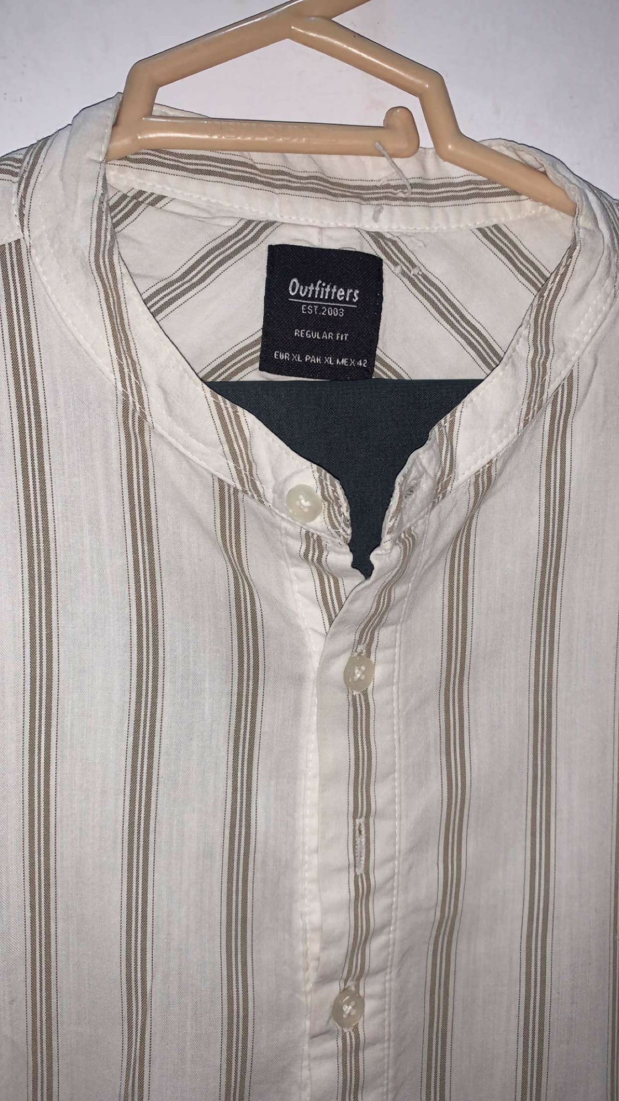 Outfitters White and Stylish Western Top | Women Tops & Shirts | XLarge | Preloved