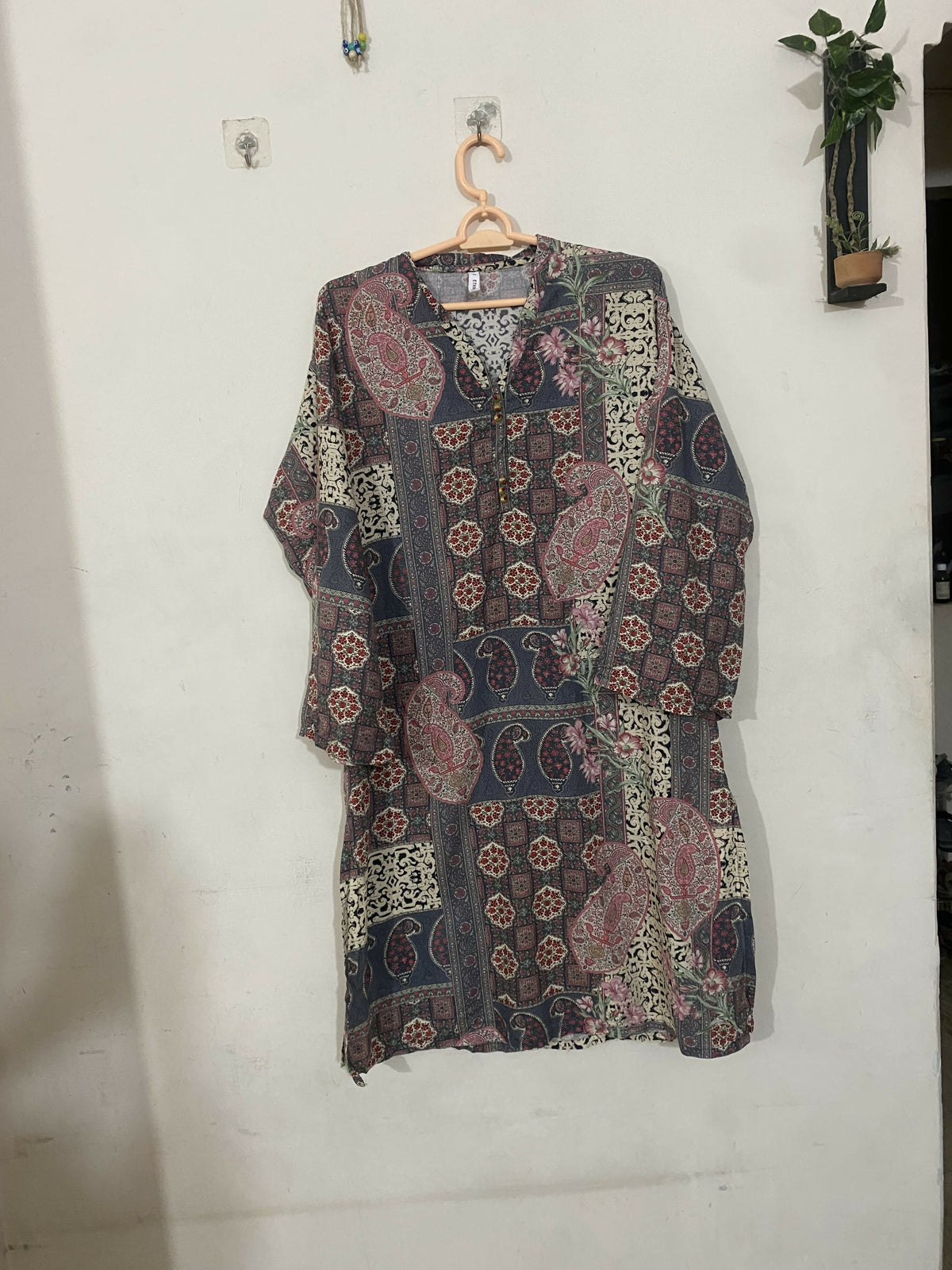 Ethnc | Women Branded Kurta | Medium | Preloved
