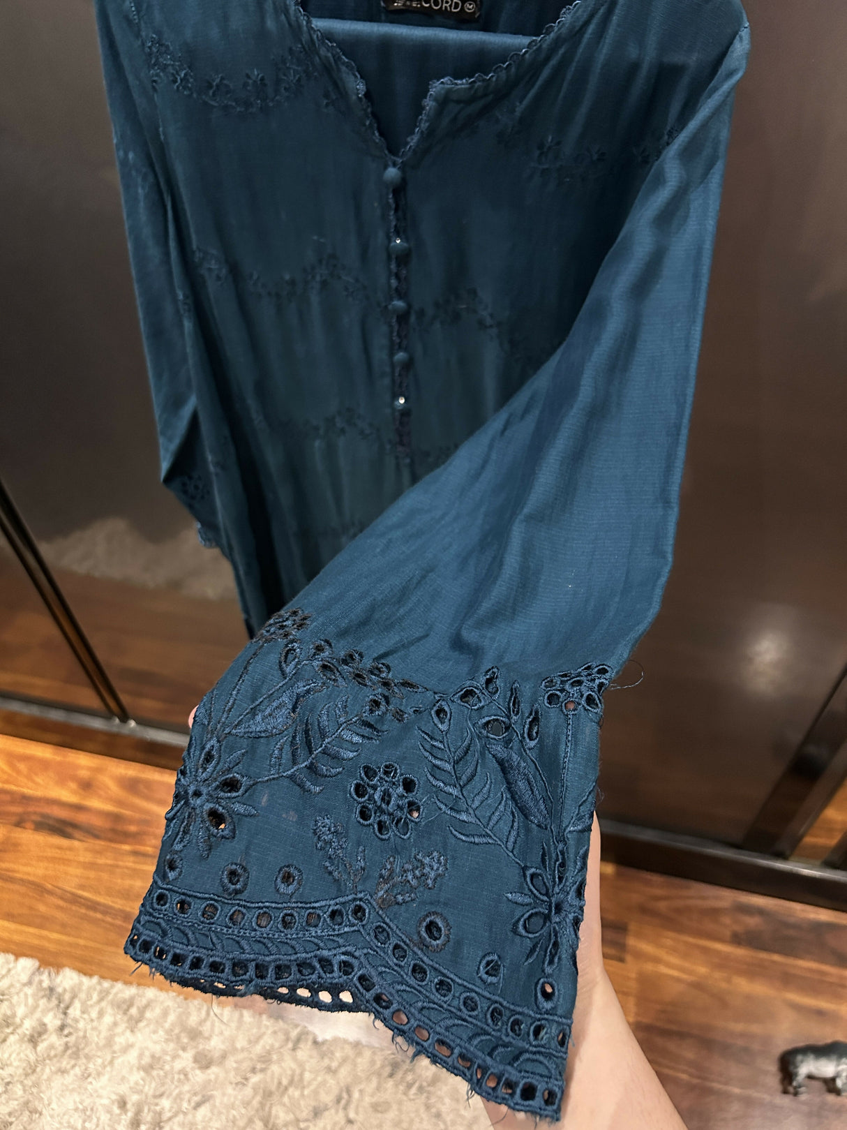 Motifz | Embroidered Silk Coord Suit | Women Branded Kurta | Medium | Preloved