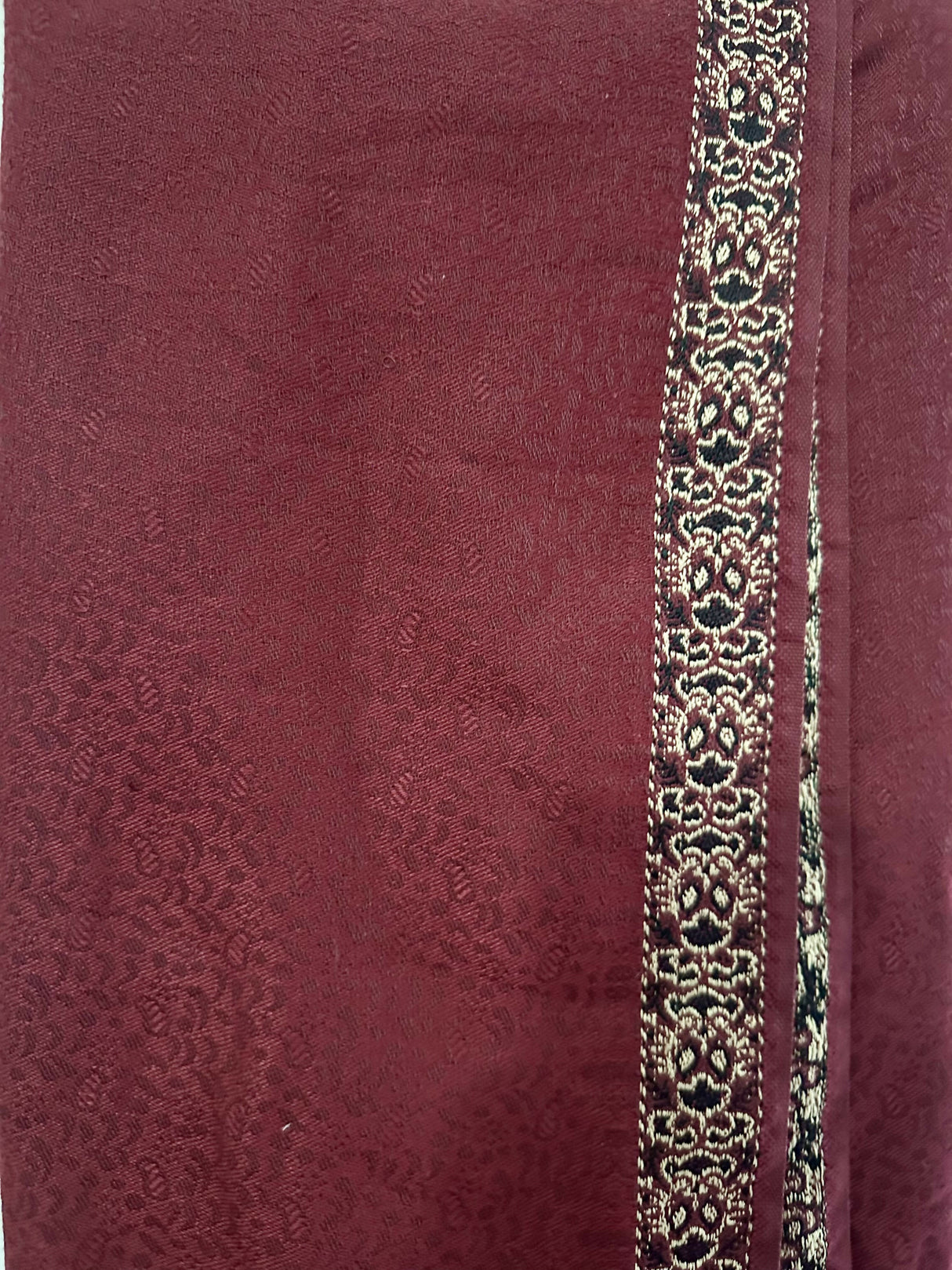 Wool Shawl Shawls | Women Accessories | Duppatas & Shawls | Standard | Preloved