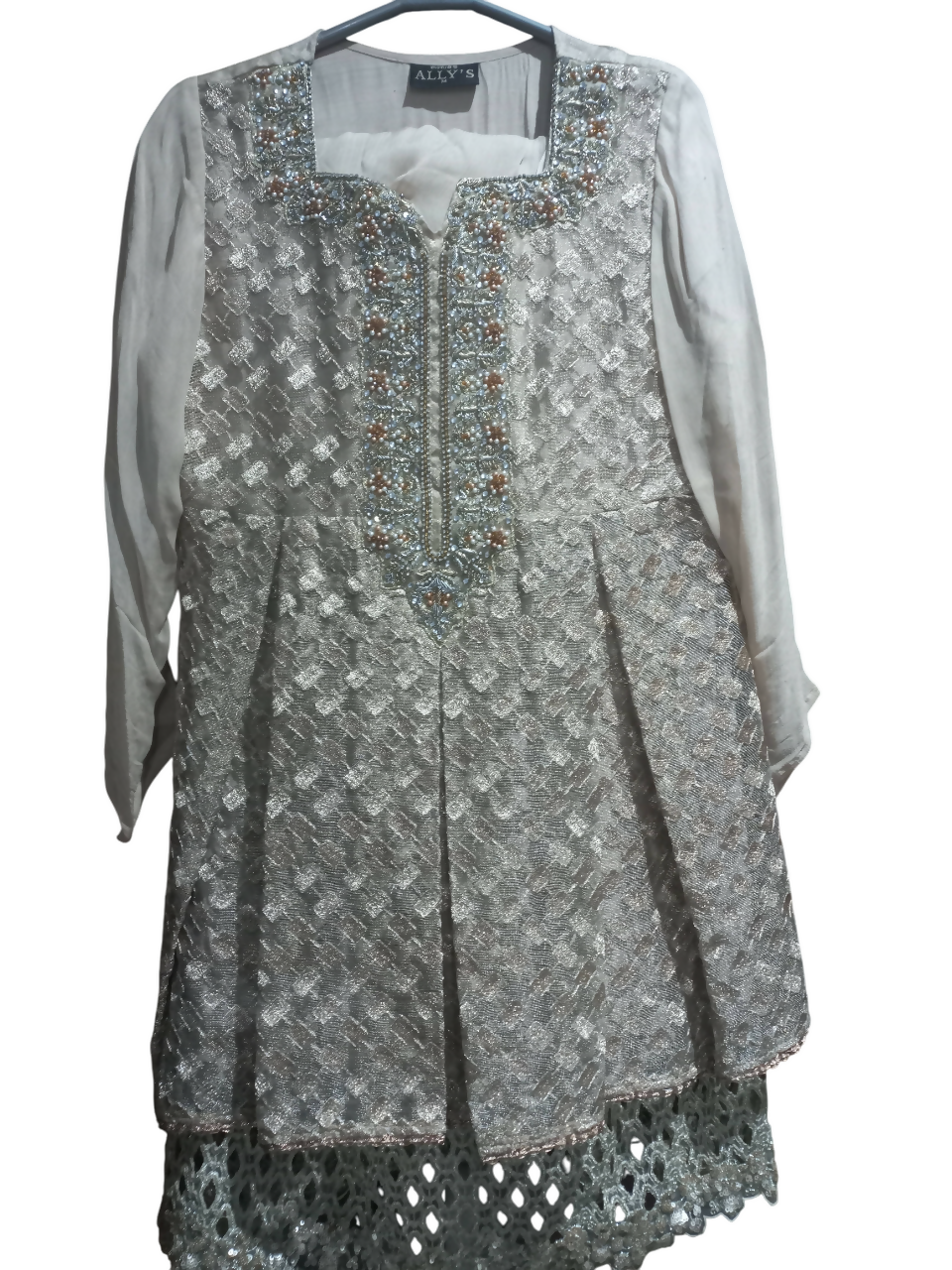 l3Xoi9QxWQ-Photoroom