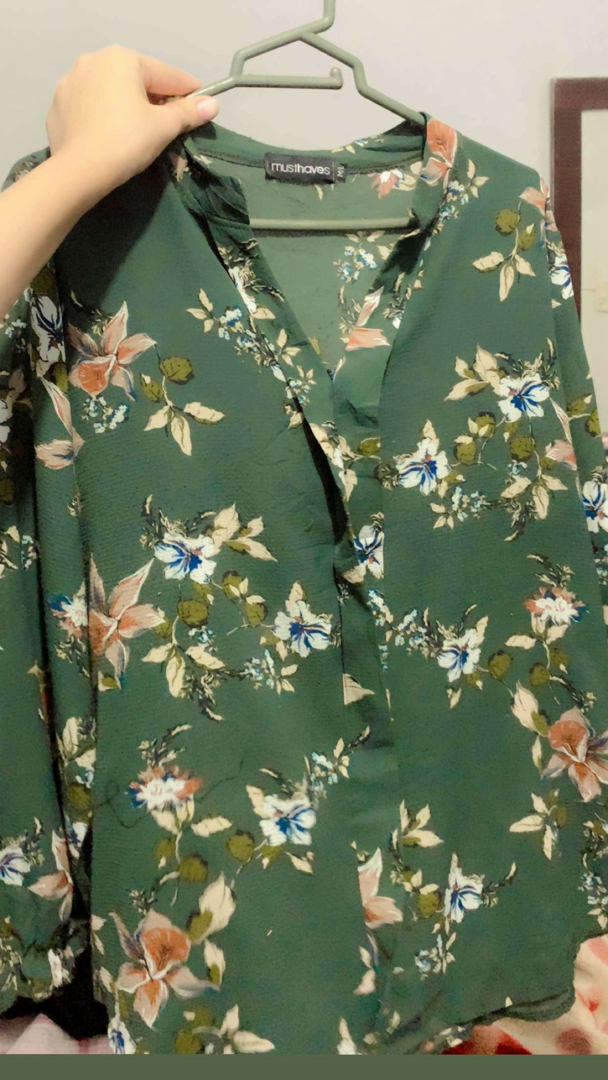 Green Floral Print Stylish Western Top | Women Tops & Shirts | Medium | Preloved