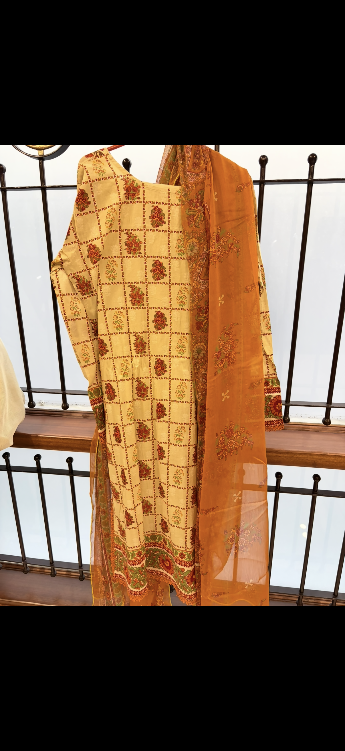 Beechtree 3 Pcs Suit | Women Branded Kurta | Medium | New