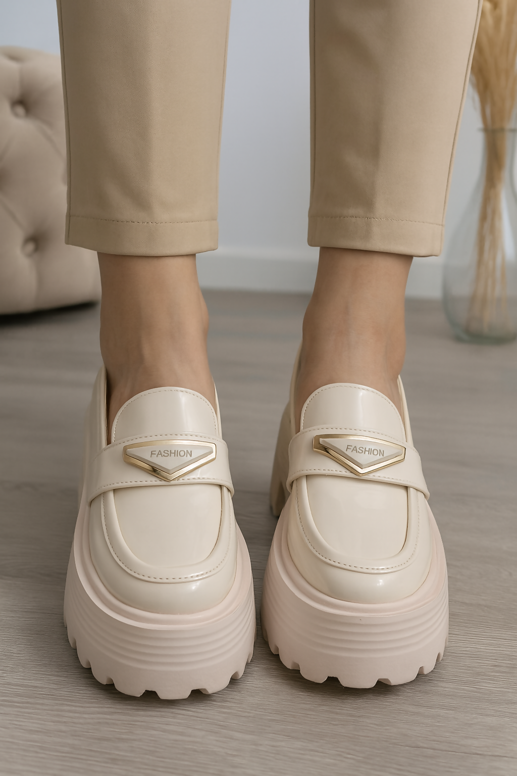 0eaa2bd0-4eb8-4baf-a932-1c6b23e53910