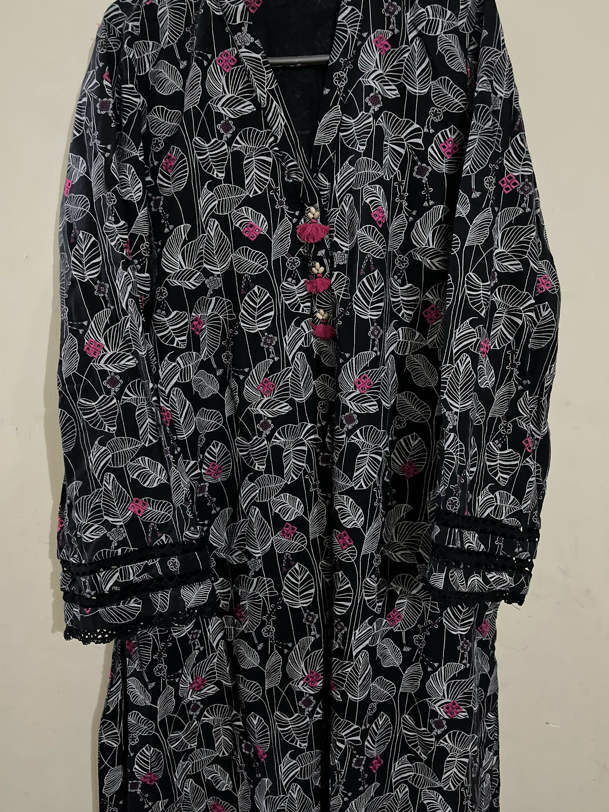 Sapphire | Women Branded Kurta | Medium |Preloved