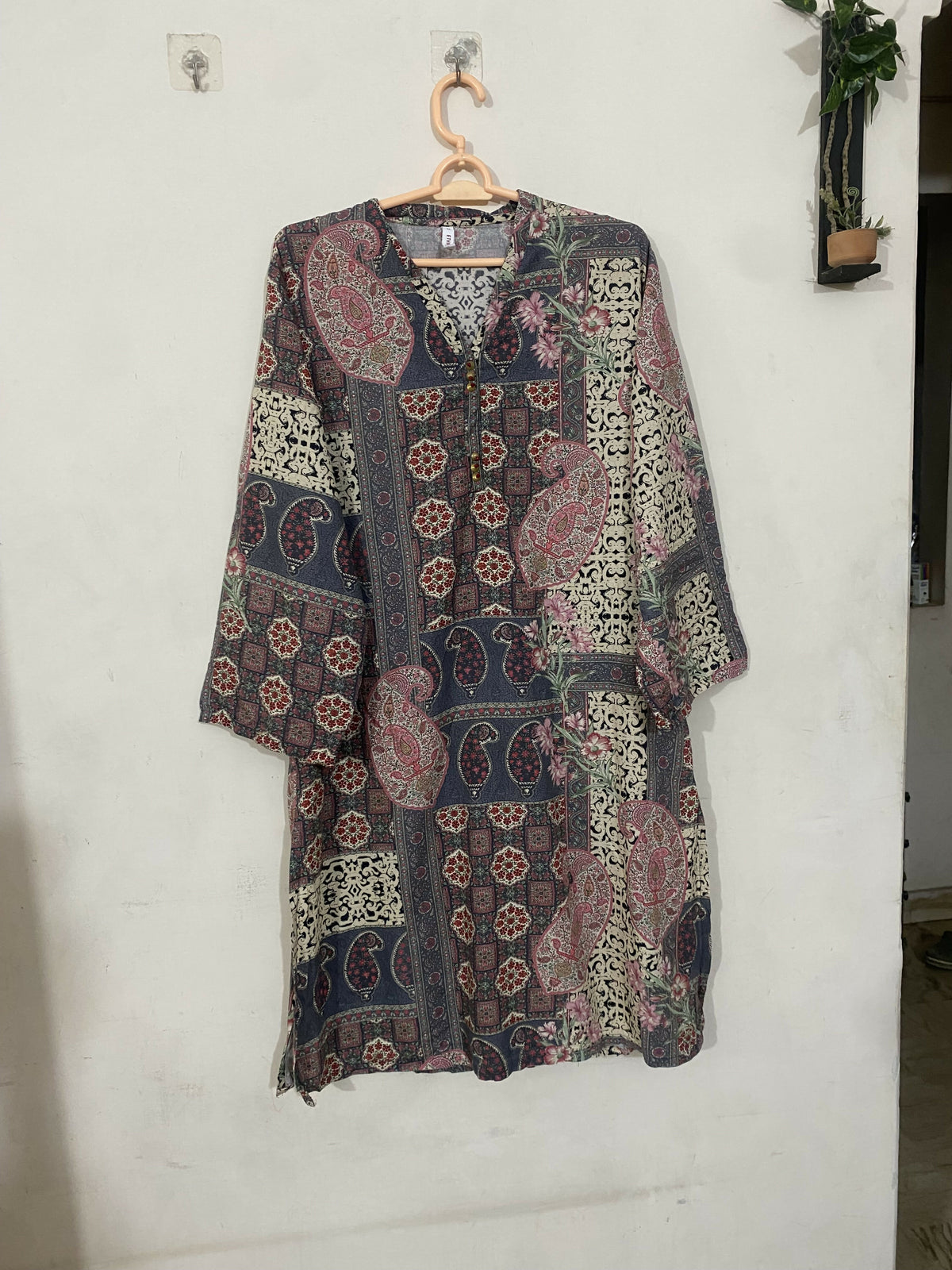 Ethnc | Women Branded Kurta | Medium | Preloved