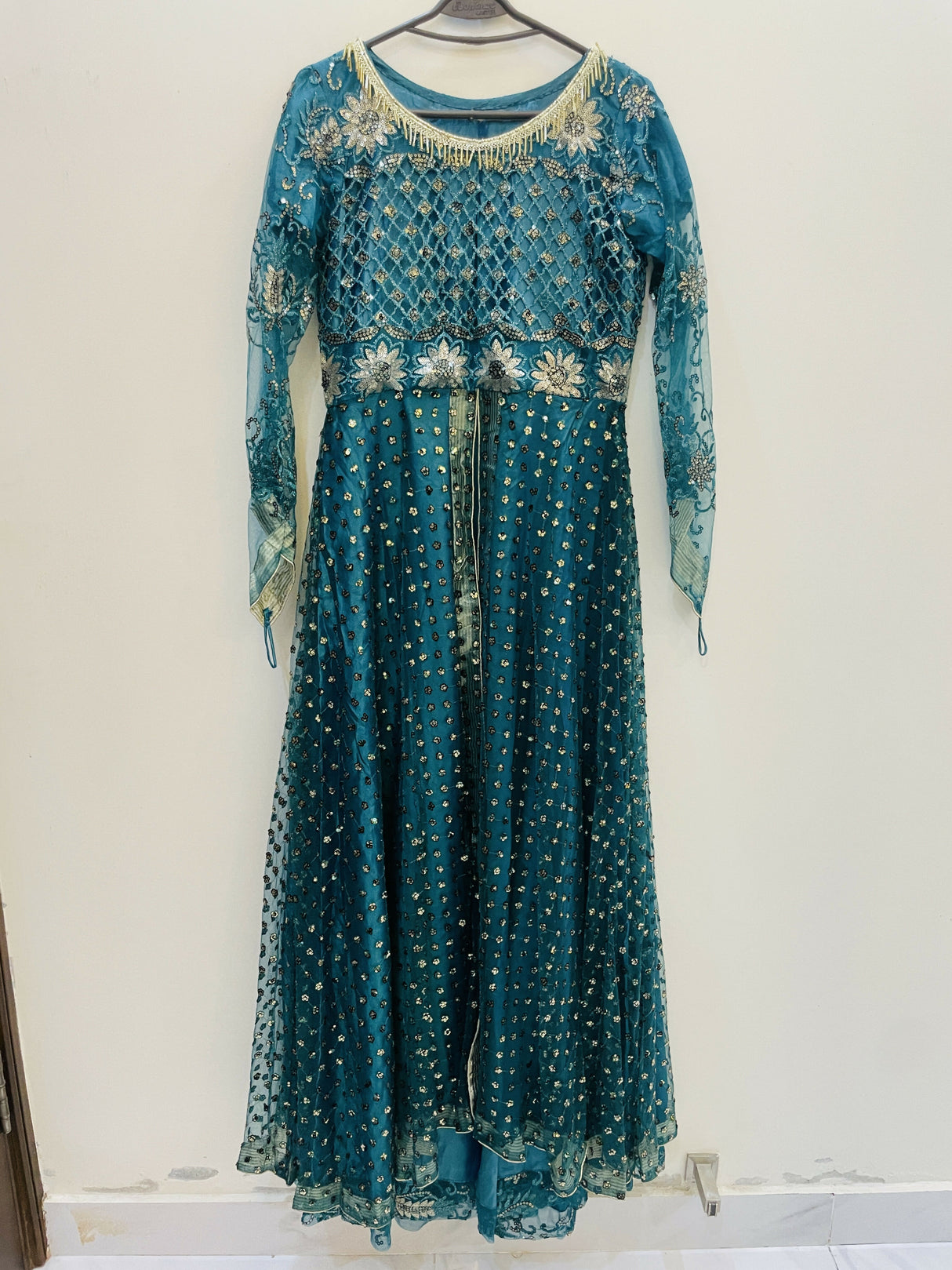 Long Open Frock | Women Frocks & Maxis | Medium | New