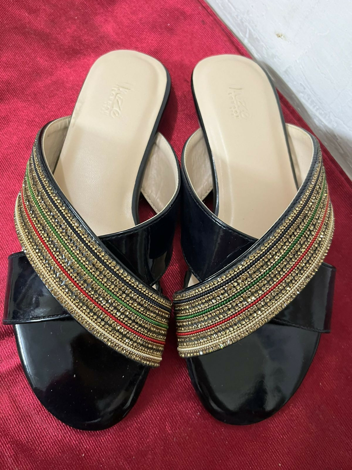 Unze London | Black Fancy Casual Slipper | Women Shoes | Size: 8 | Worn Once