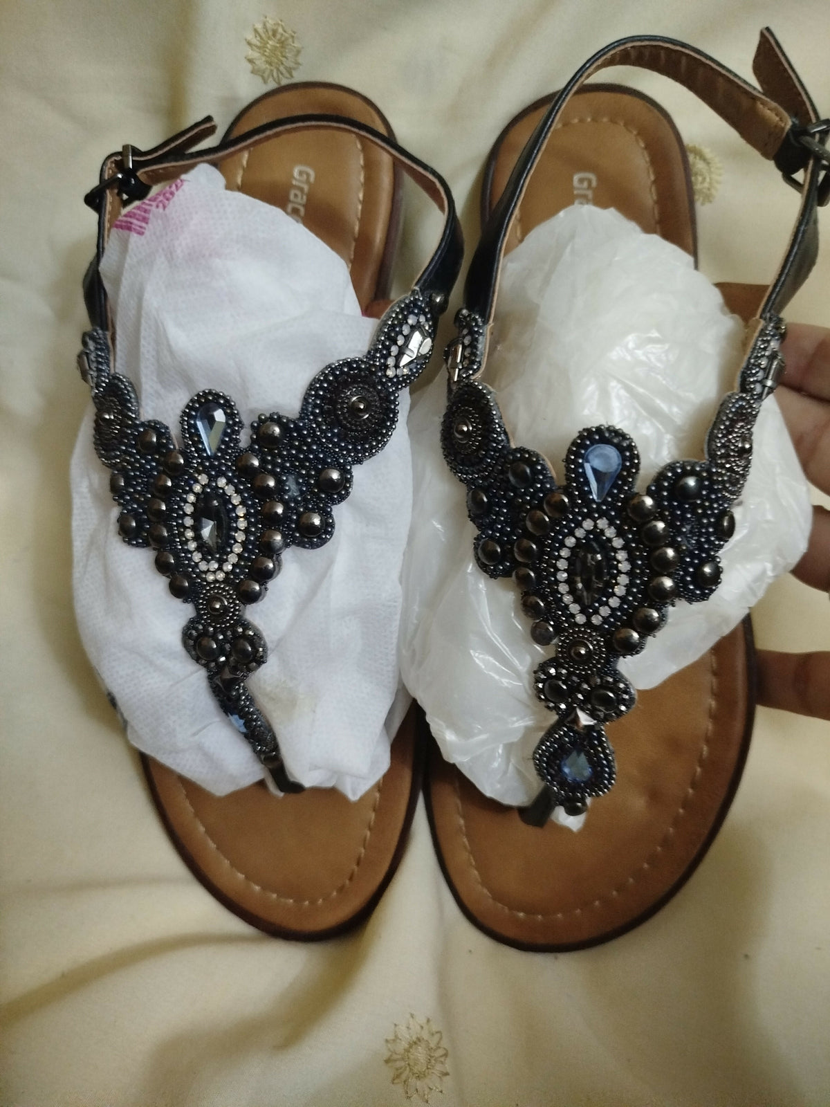 Graceland | Black Flats | Women Shoes | Size: 40 | New