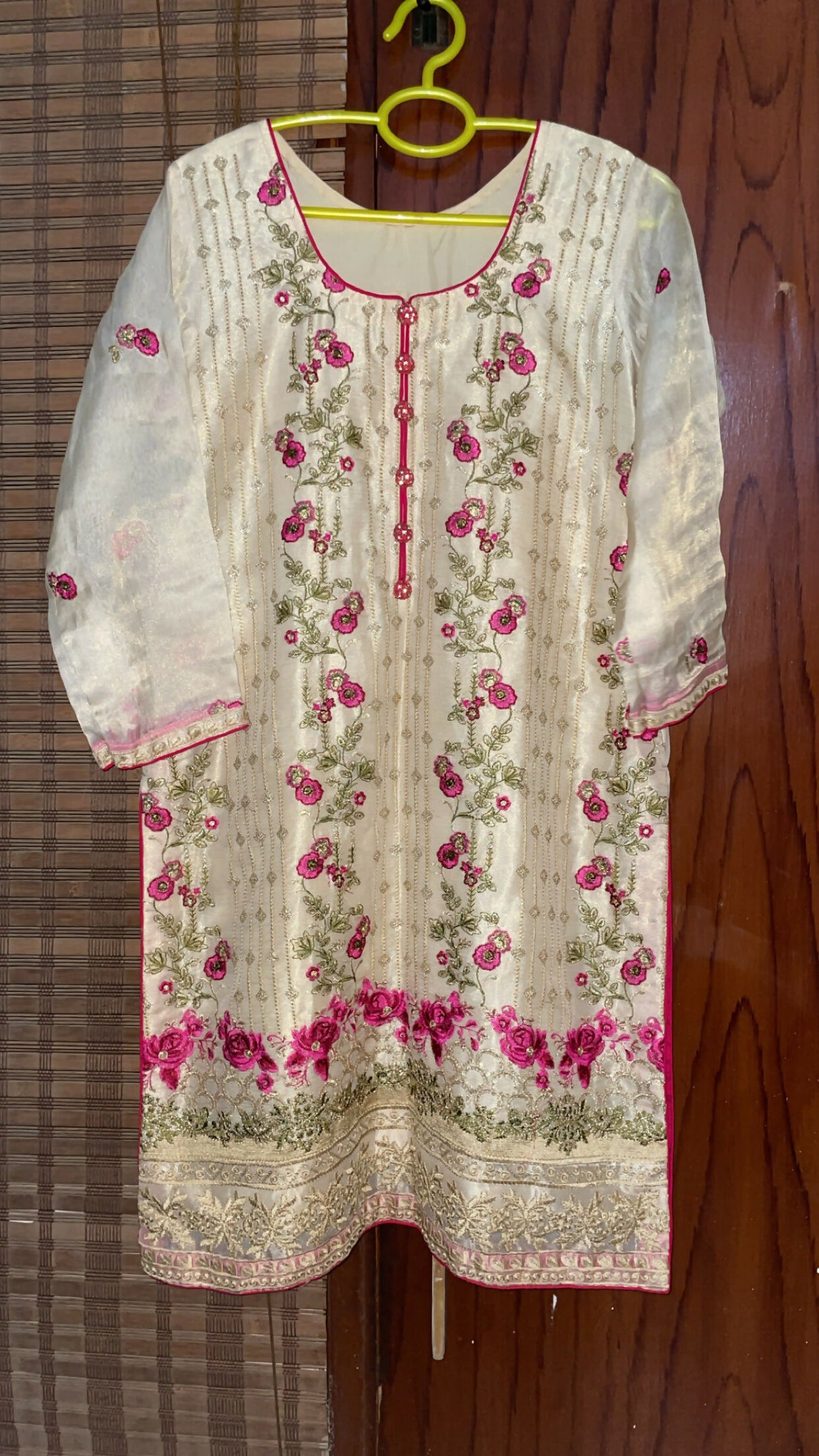 Masoori 2 Pcs Dress | Women Locally Made Kurta | Medium | Worn Once