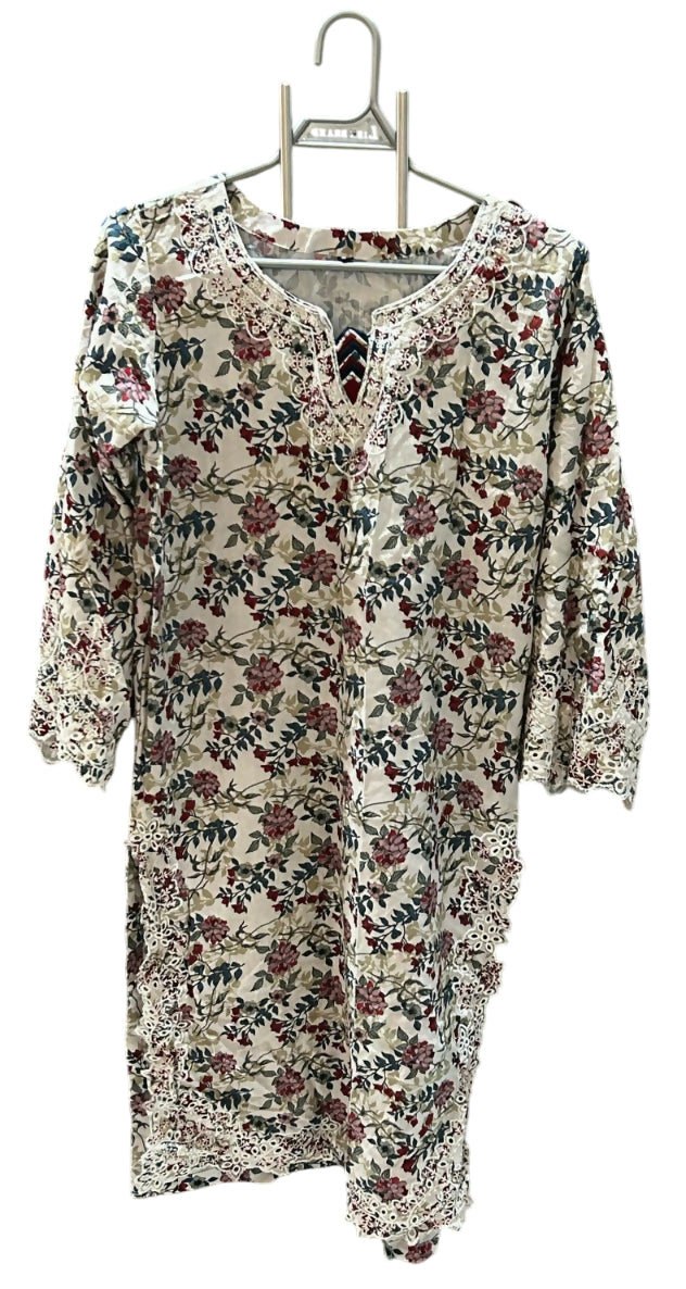 Women White Floral Suit | Women Locally Made Kurta | Small | Preloved