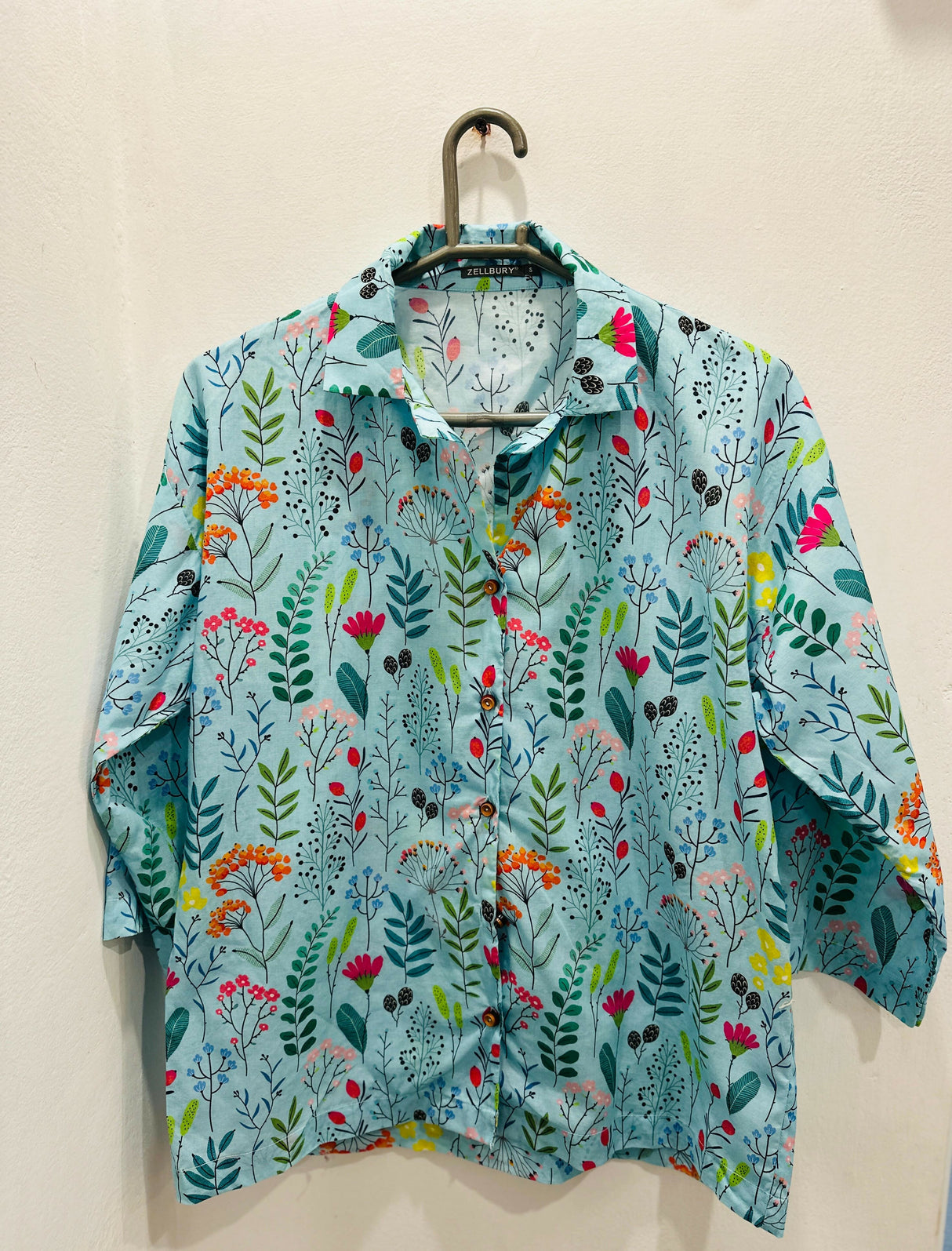 b1a405dc-1333-448f-bae7-faac37d1a85a