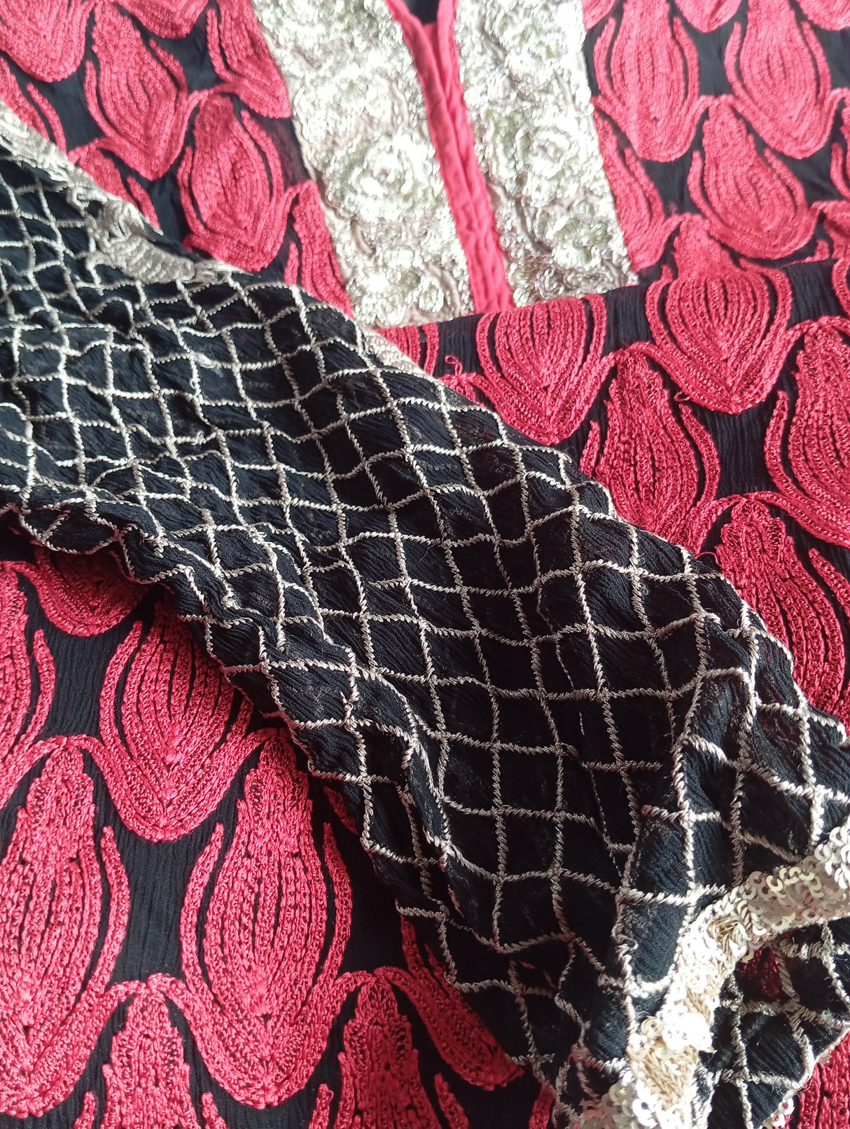 Beautiful Embroidered Kurta | Women Locally Made Kurta | X Large | New