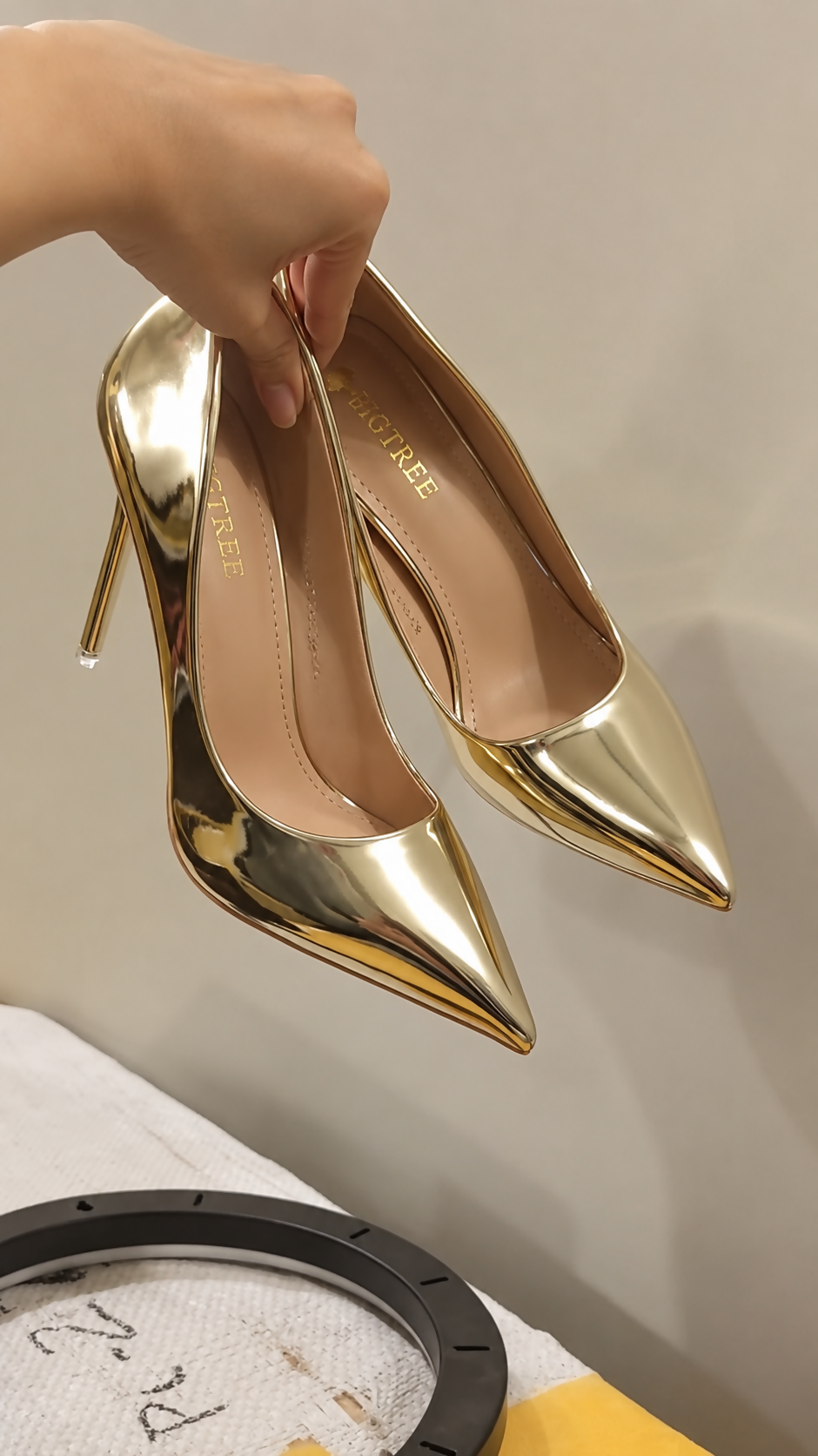 Golden Heels | Women Shoes | Heels | Size:39 | Brand New