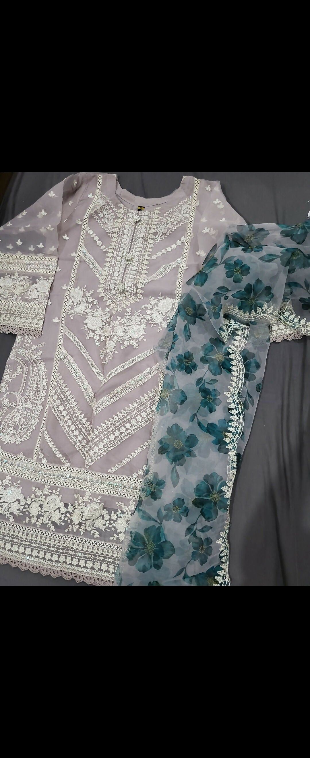 Beautiful 2Pcs Suit | Women Locally Made Formals | Medium | New