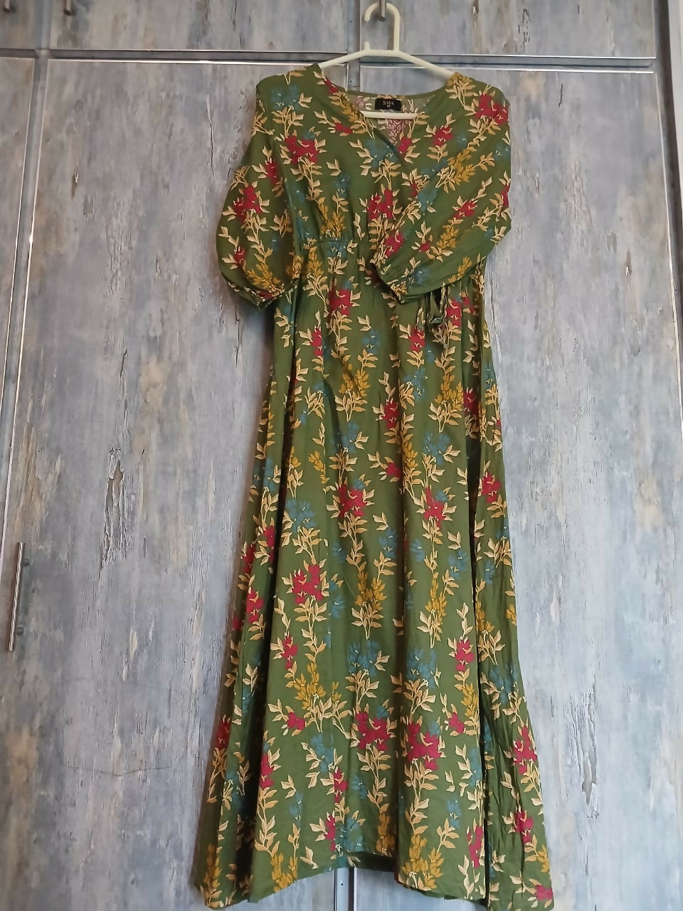 Saya | Olive Green Lawn Kurta | Women Branded Kurta | XSmall | Worn Once