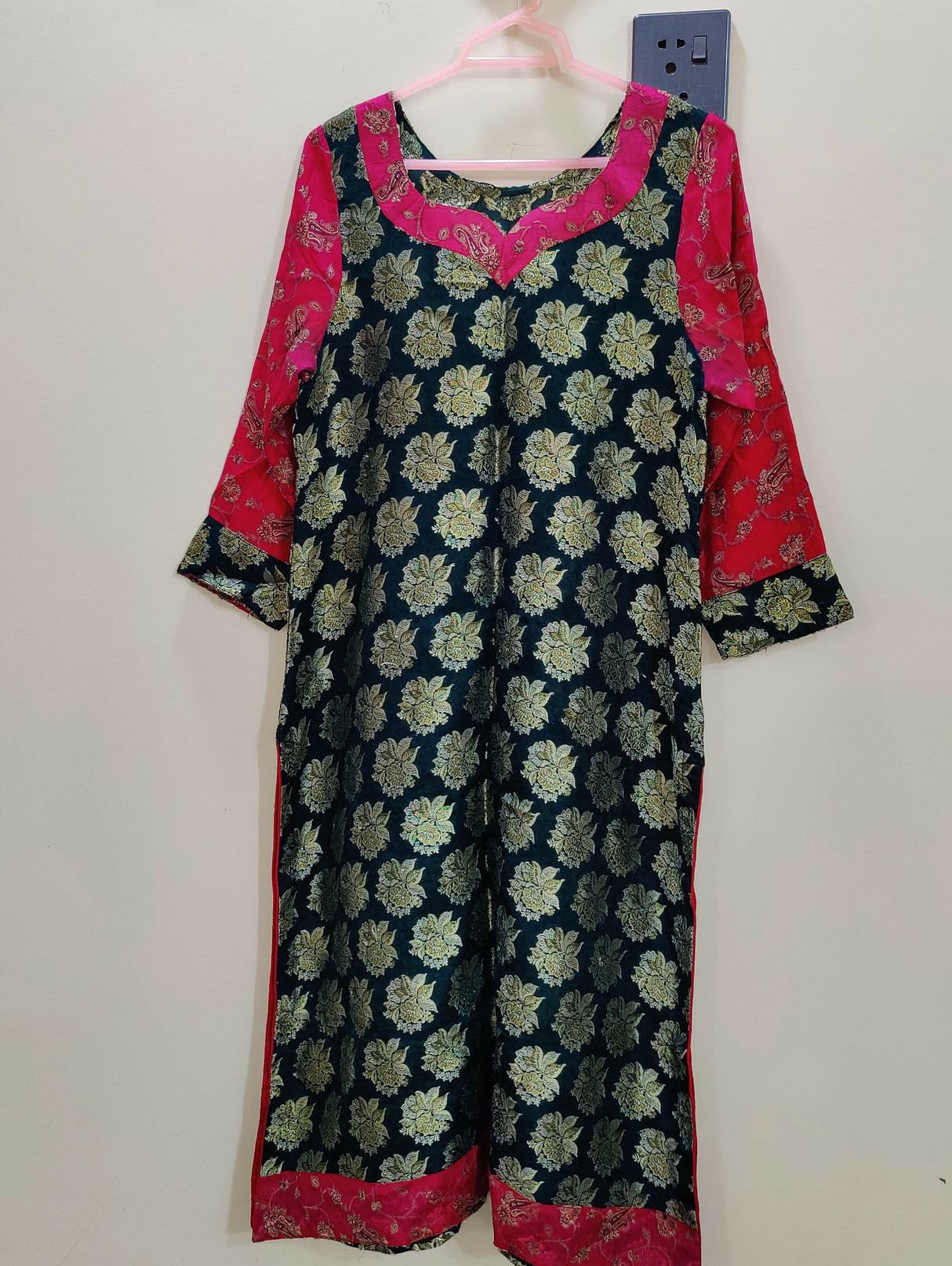Black Banarsi Kurti | Women Locally Made Formals | Large | Worn Once
