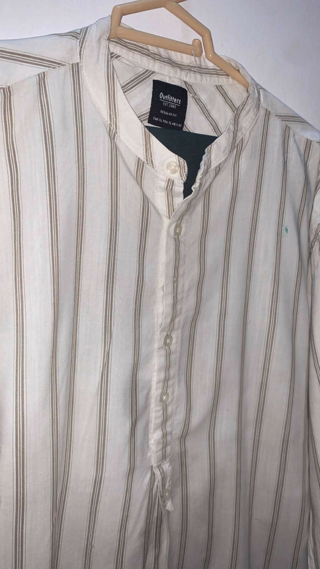 Outfitters White and Stylish Western Top | Women Tops & Shirts | XLarge | Preloved