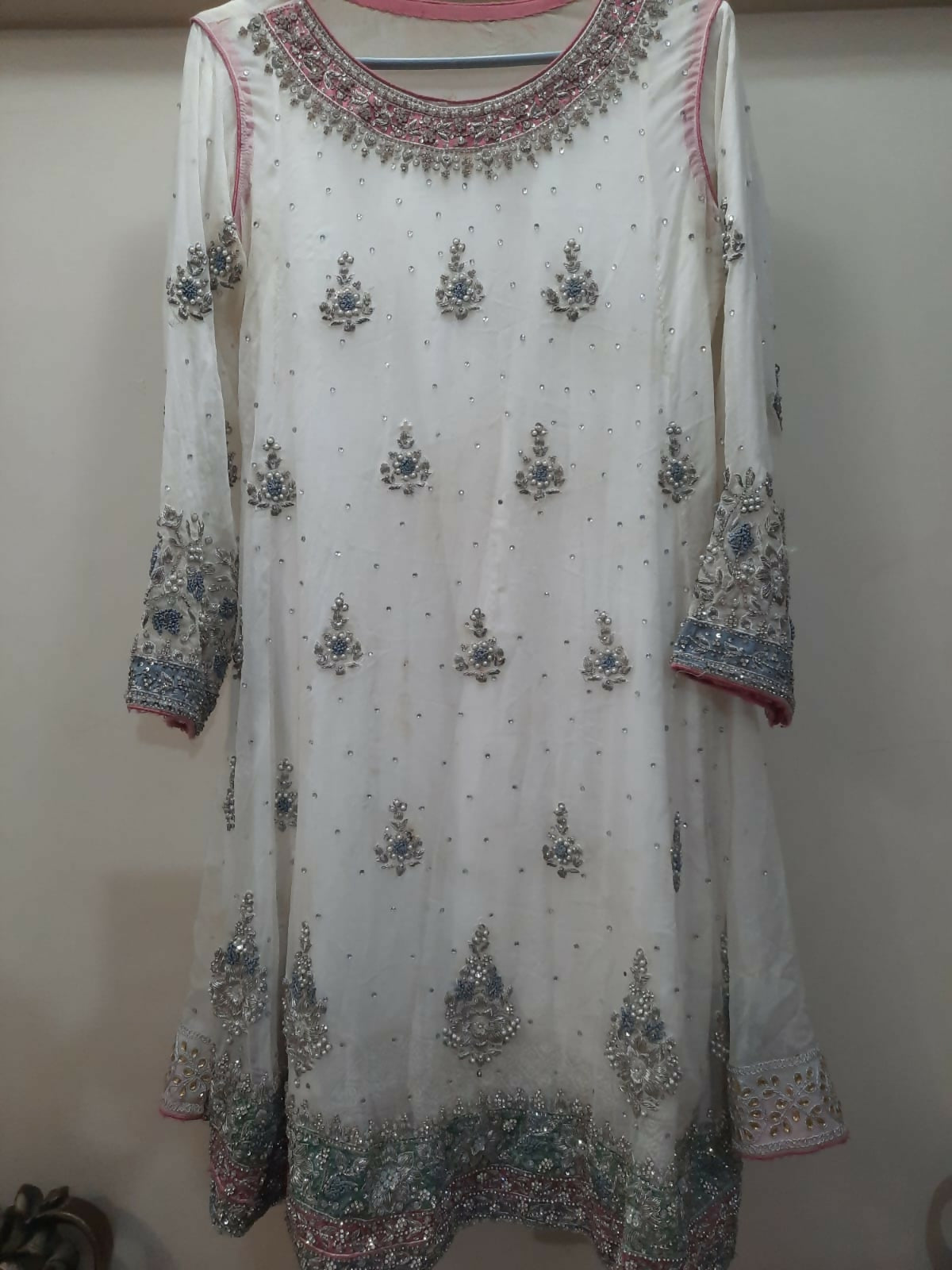 Pishwas | Women Locally Made Kurta | Large | Preloved