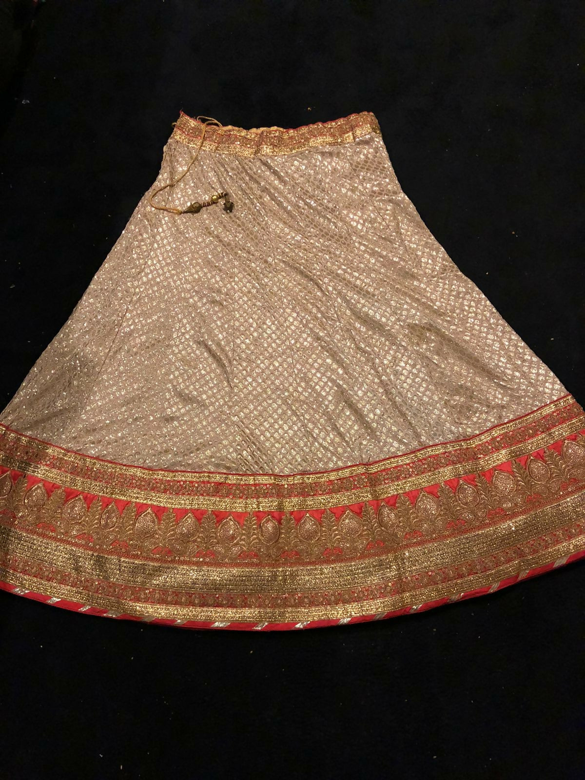 Beautiful Lehnga | Women Formals | Gharara, Shararas & Lehngas | Medium | Worn Once