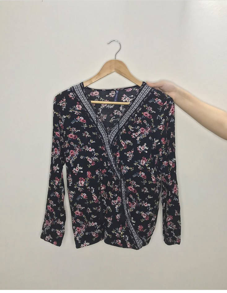 Outfitters | Black Floral Criss Cross Draped Shirt | Women Tops & Shirts | Small | Preloved