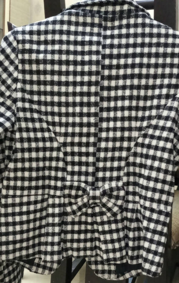 Short Body Coat | Women Sweaters & Jackets | Medium | New