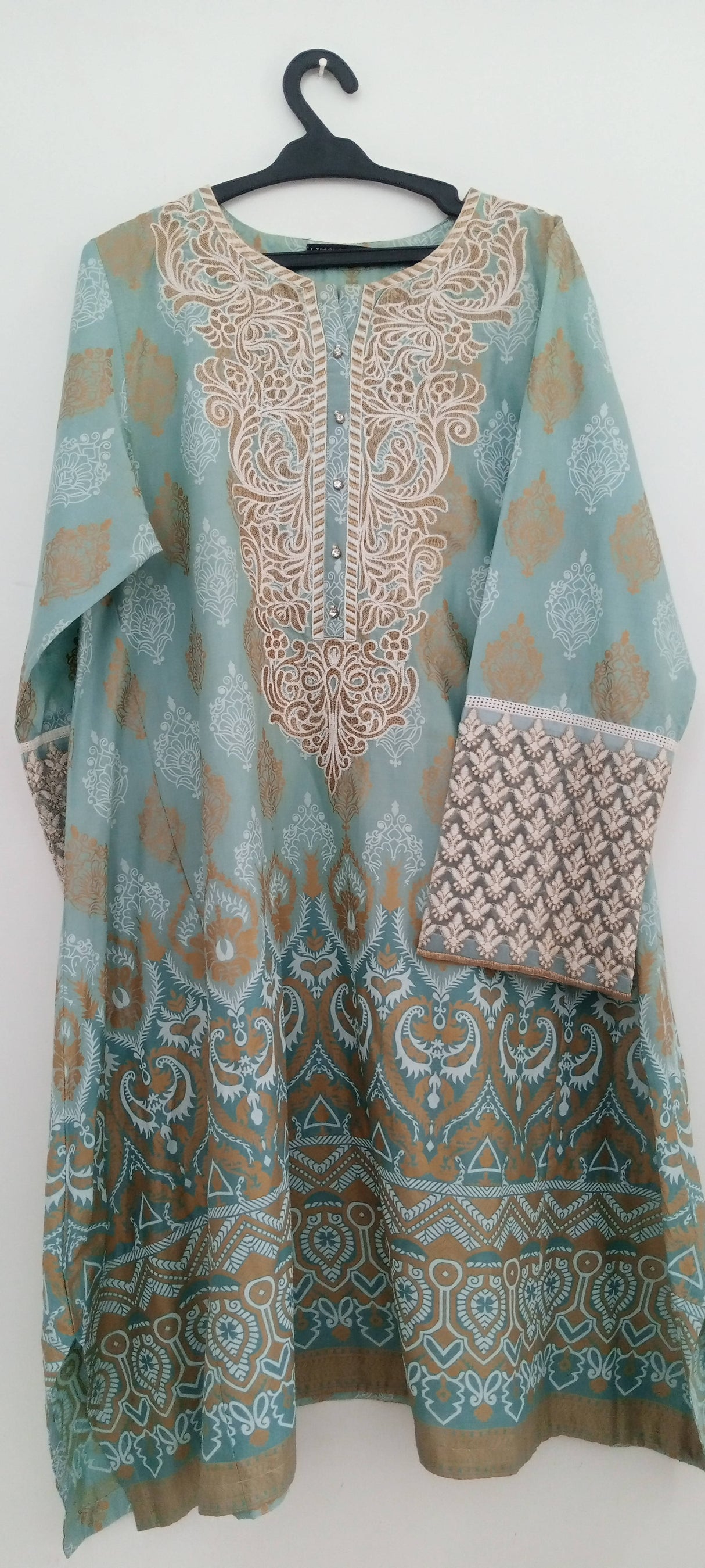 Limelight | Teal Sea Blue Embroidered kurta | Women Branded Kurta | Medium| Preloved