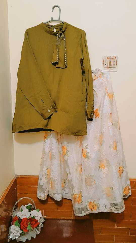Beautiful Shirt & Skirt Dress | Women Locally Made Formals | Medium | Preloved