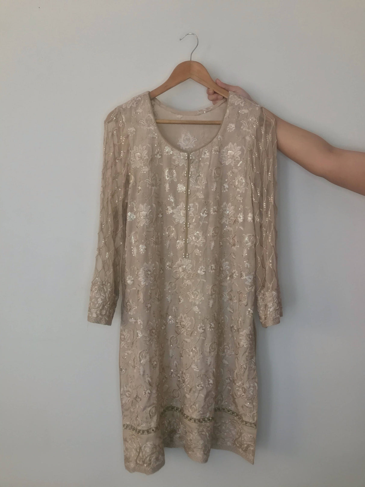 Embroidered Raw Silk & Chiffon Suit | Women Locally Made Formals | Medium | Preloved