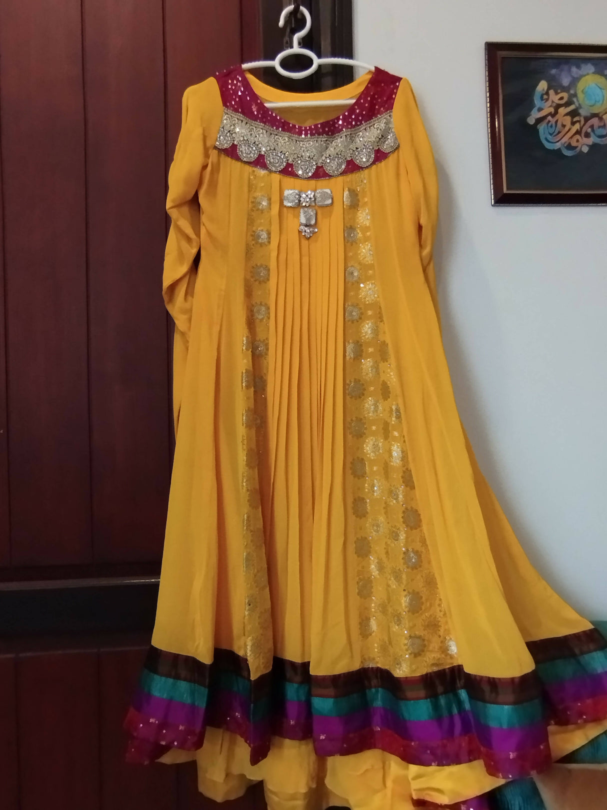 Rizwan Moazzam | Party Wear Long Tail Suit | Women Branded Formals | Medium | Preloved