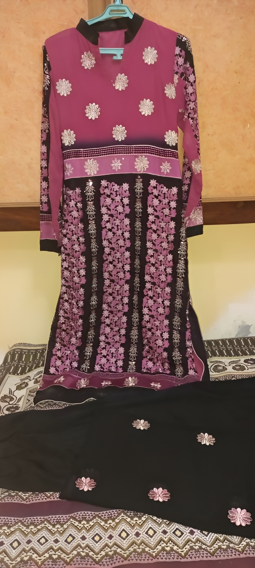Fully Embroidered Suit | Women Locally Made Formals | X Small | Worn Once