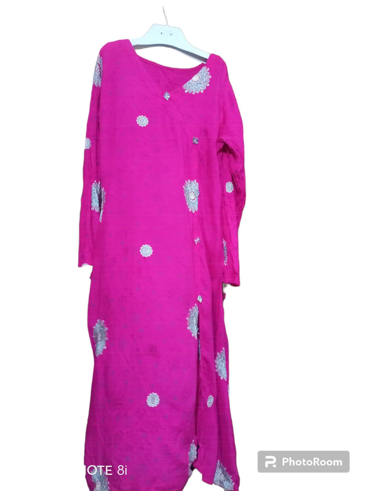 Embroidered linen Kurta | Women Locally Made Kurta | Medium | Worn Once