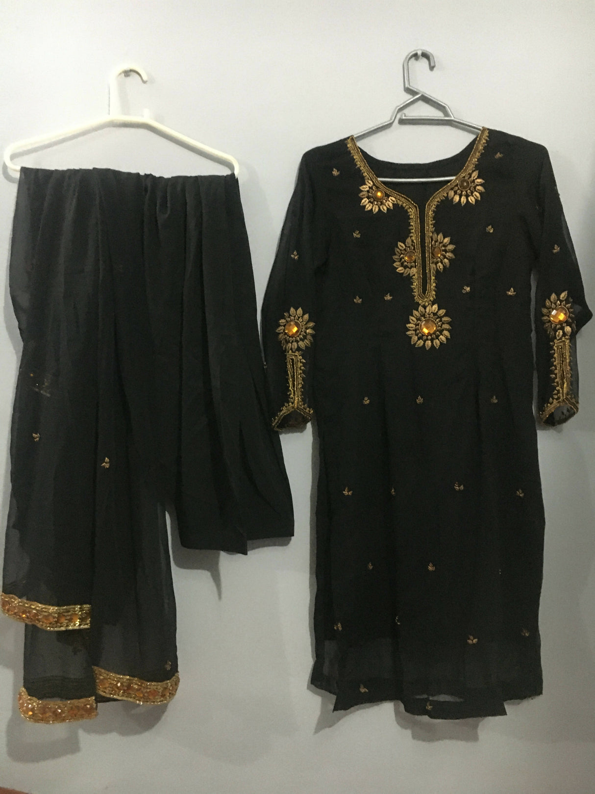 A to Z Style | Women Locally Made Formals | X-Small | Worn Once