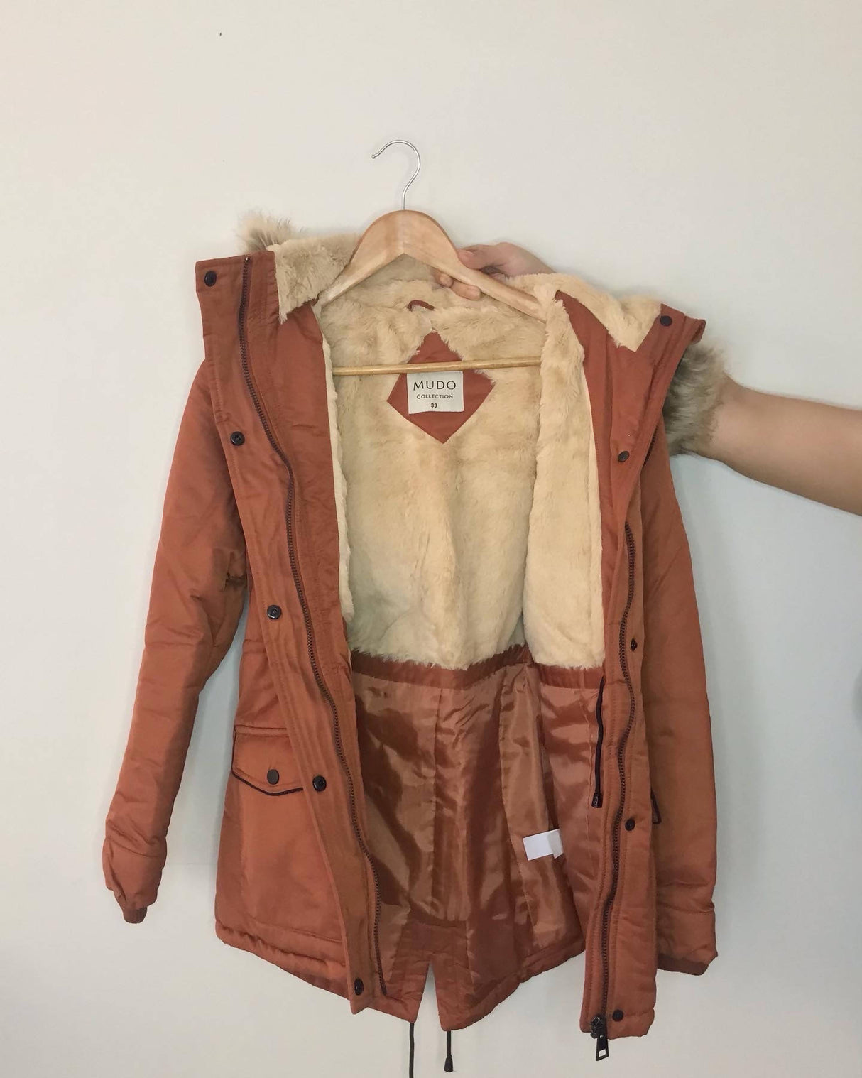 Mudo Turkey | Rust Winter Zip-front Detachable Hooded Coat Multi-Pocket Parka | Women Sweaters & Jackets | Samll to Medium | Worn Once