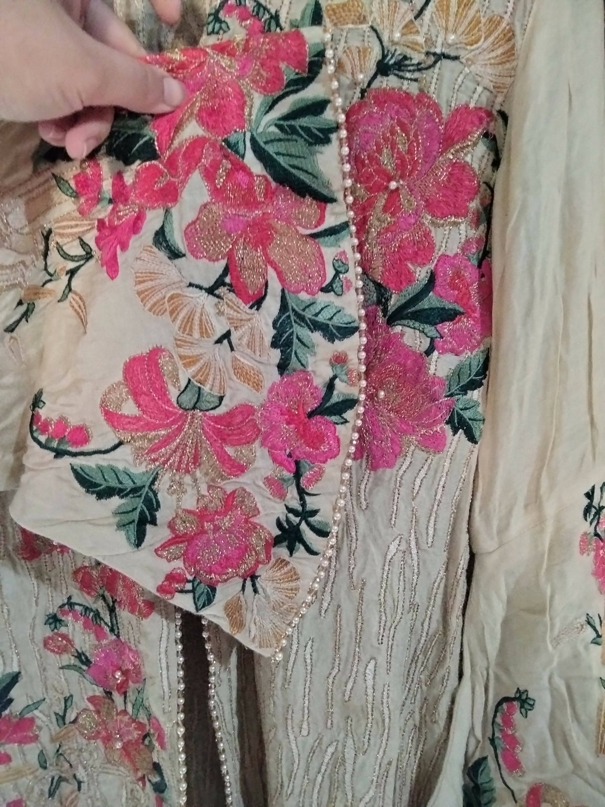 Sapphire | Beige Open Embroidery Kurta | Women Branded Kurta | Medium | Worn Once