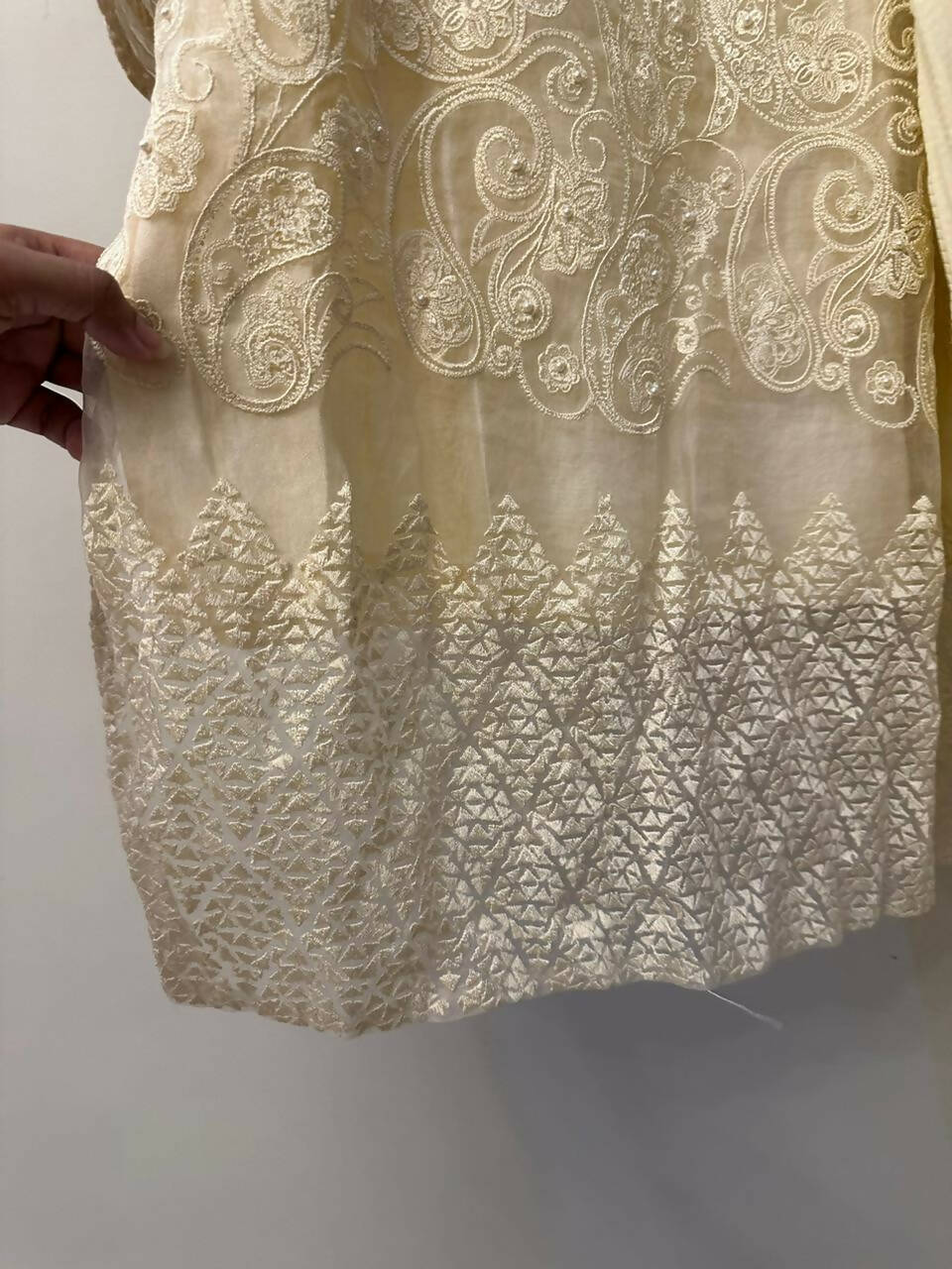 Dhanak | Beige 3 Pc Suit | Women Branded Formals | Medium | Preloved