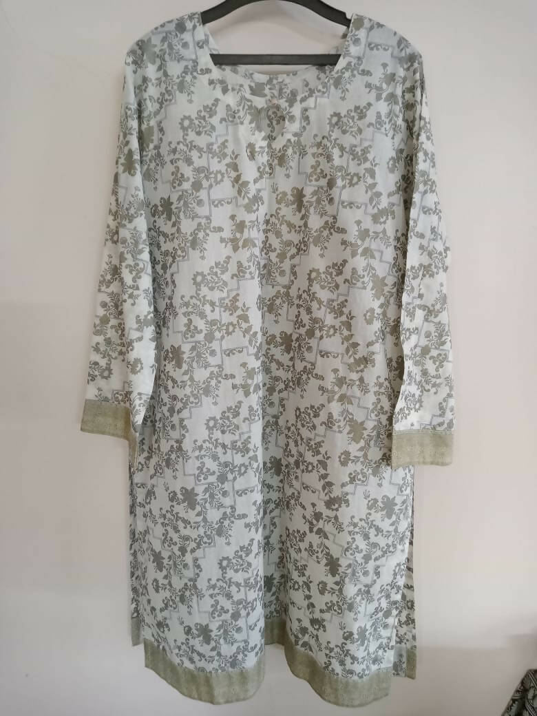 سفید اور گولڈ بلاک پرنٹ کرتہ (سائز: L ) | خواتین کے کرتہ | نئی