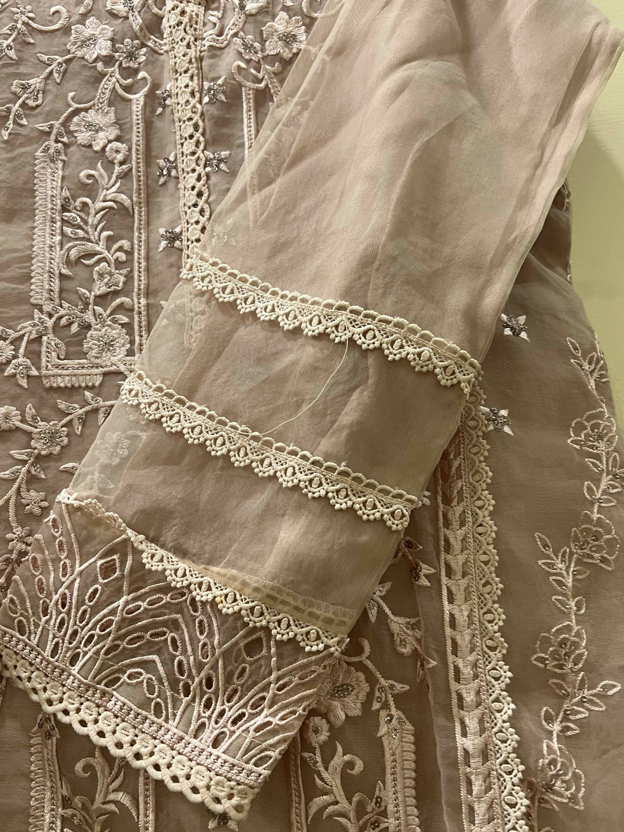 Sadabhar | Hand Embroidery Work Formal Dress | Women Branded Formals | Medium | Worn Once