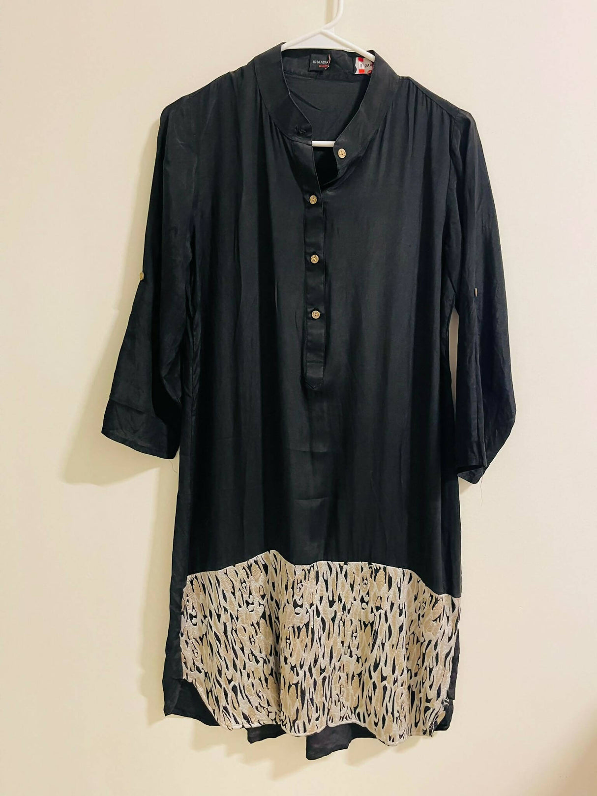 Khaadi | Silk Kurta | Women Branded Kurta | Medium | Preloved