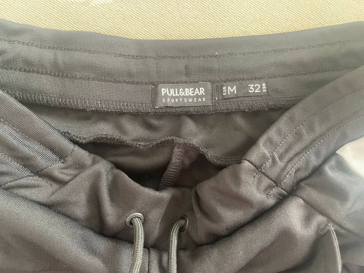 ھیںچو اور ریچھ | بلیک پینٹ (میڈیم) | مردوں کی جینز اور باٹمز | پریلوڈ