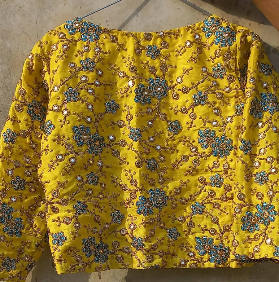 Lehnga with choli/shirt | Women Formals | Medium | Worn Once