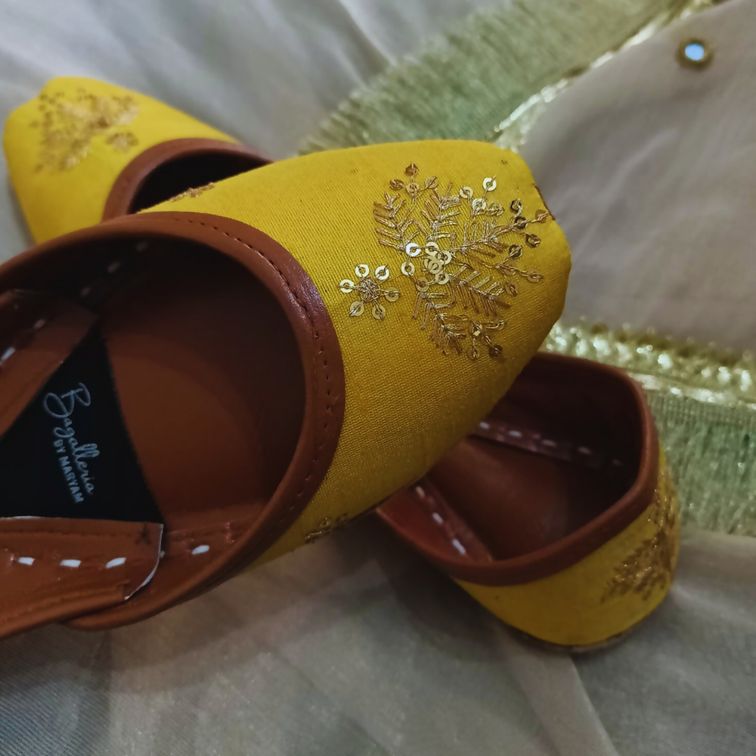 Yellow and Golden Color Khussa | Women Shoes |Sizes : 6,7,8,10,11 | New