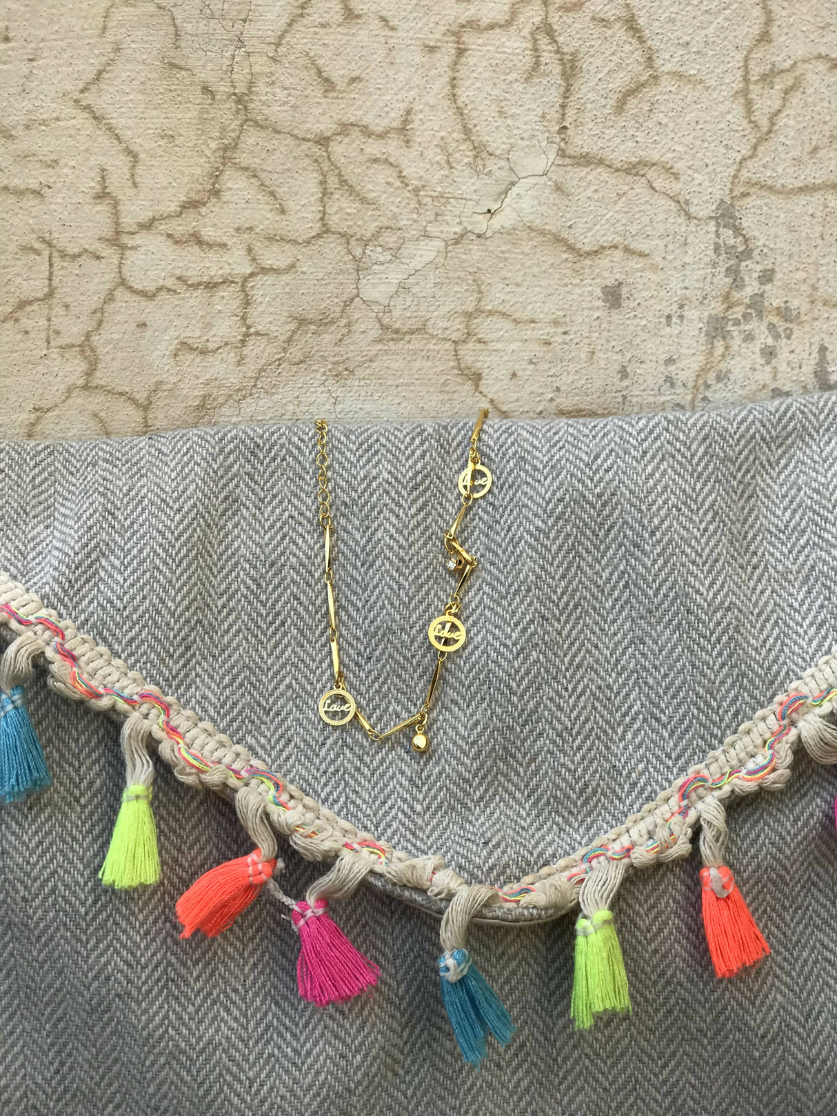 1F1ECA72-98A3-4D73-9FD2-E0CAFE6B10C1