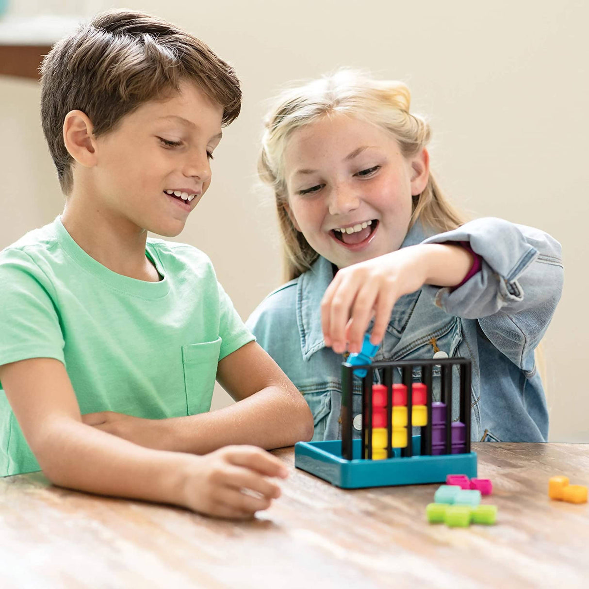 Kanoodle Gravity Boardgame | Kids | Toys & Baby Gear | New