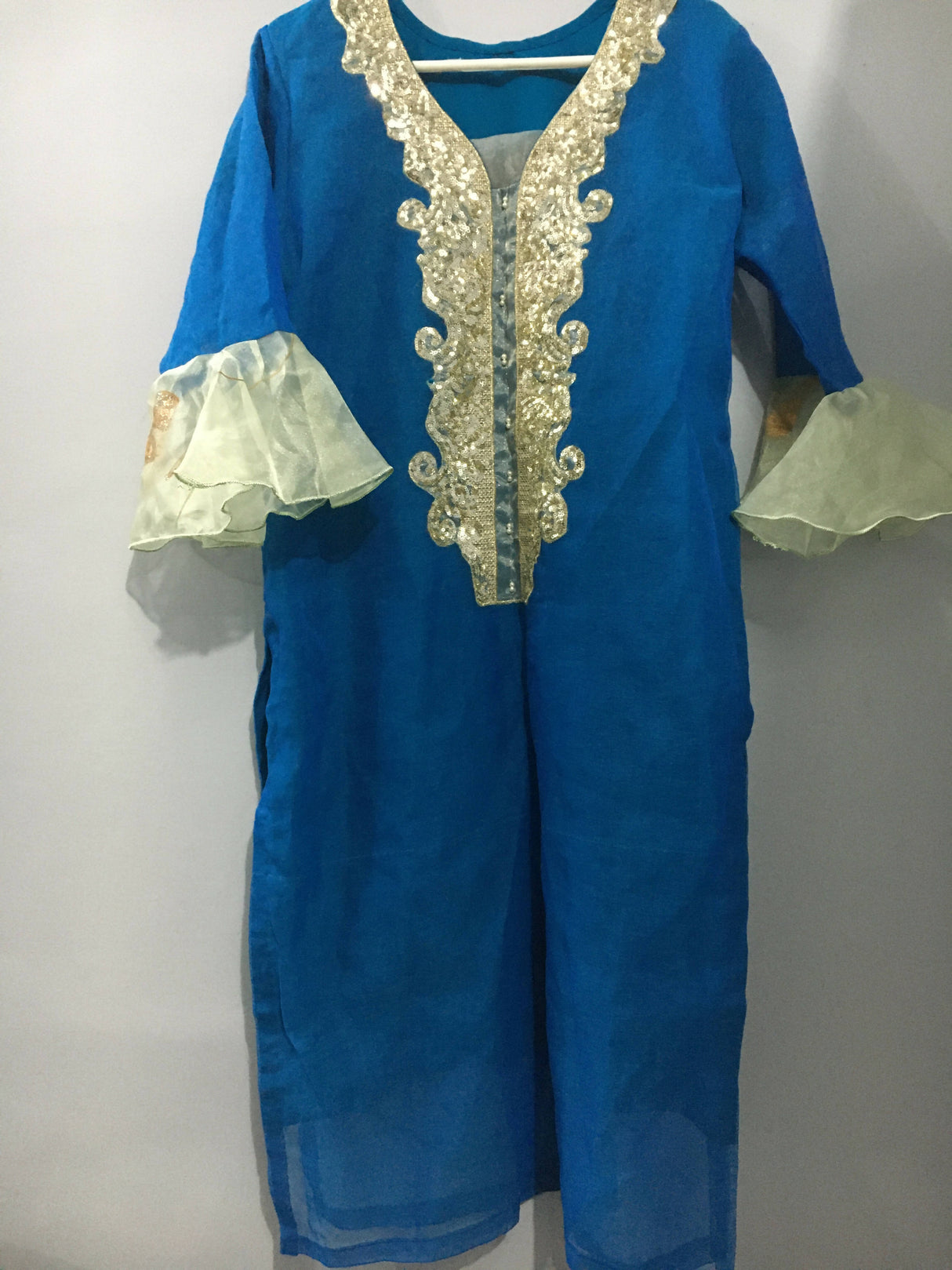 Libas | Blue embroidery Kurta | Women Branded Kurta | Medium | New
