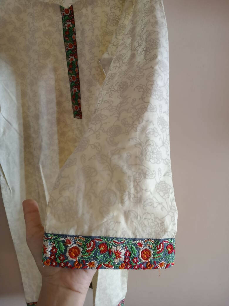 White self print Kurta | Women Locally Made Kurta | X-Large | New